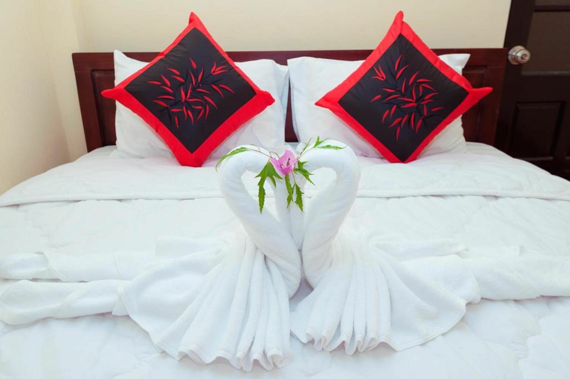 Bougain Villeas Homestay Hoi An Exterior photo
